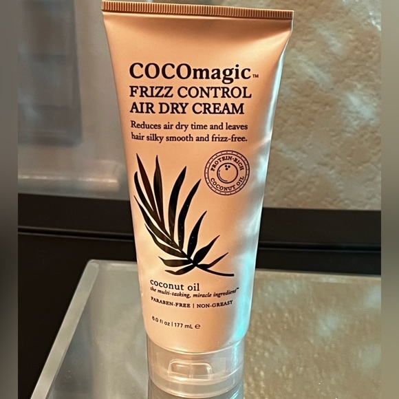 COCOmagic Frizz Control Air Dry Cream 6 oz sealed brand new. Reduces dry time. - Picture 1 of 4
